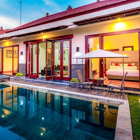 Villa Gayatri Seminyak  Exterior photo