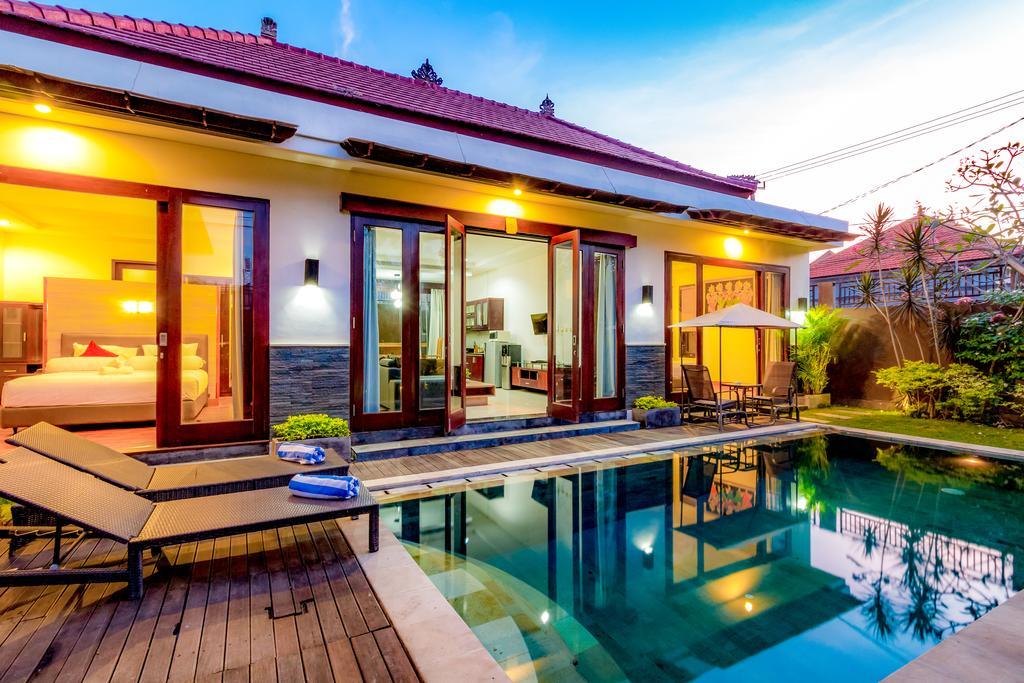 Villa Gayatri Seminyak  Exterior photo