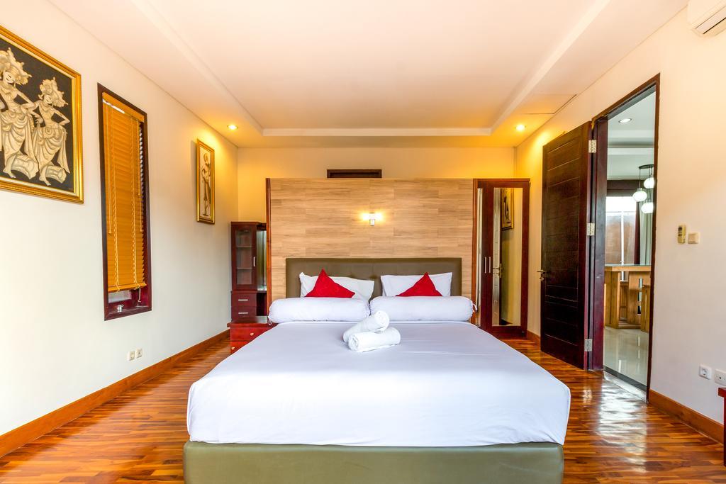 Villa Gayatri Seminyak  Exterior photo