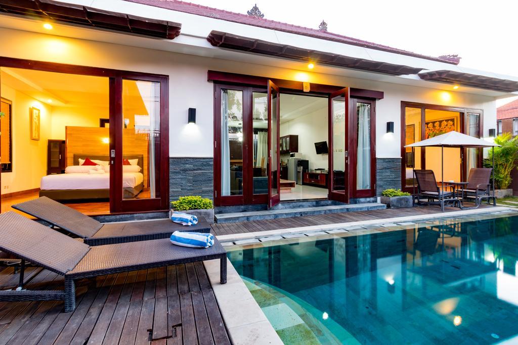 Villa Gayatri Seminyak  Exterior photo