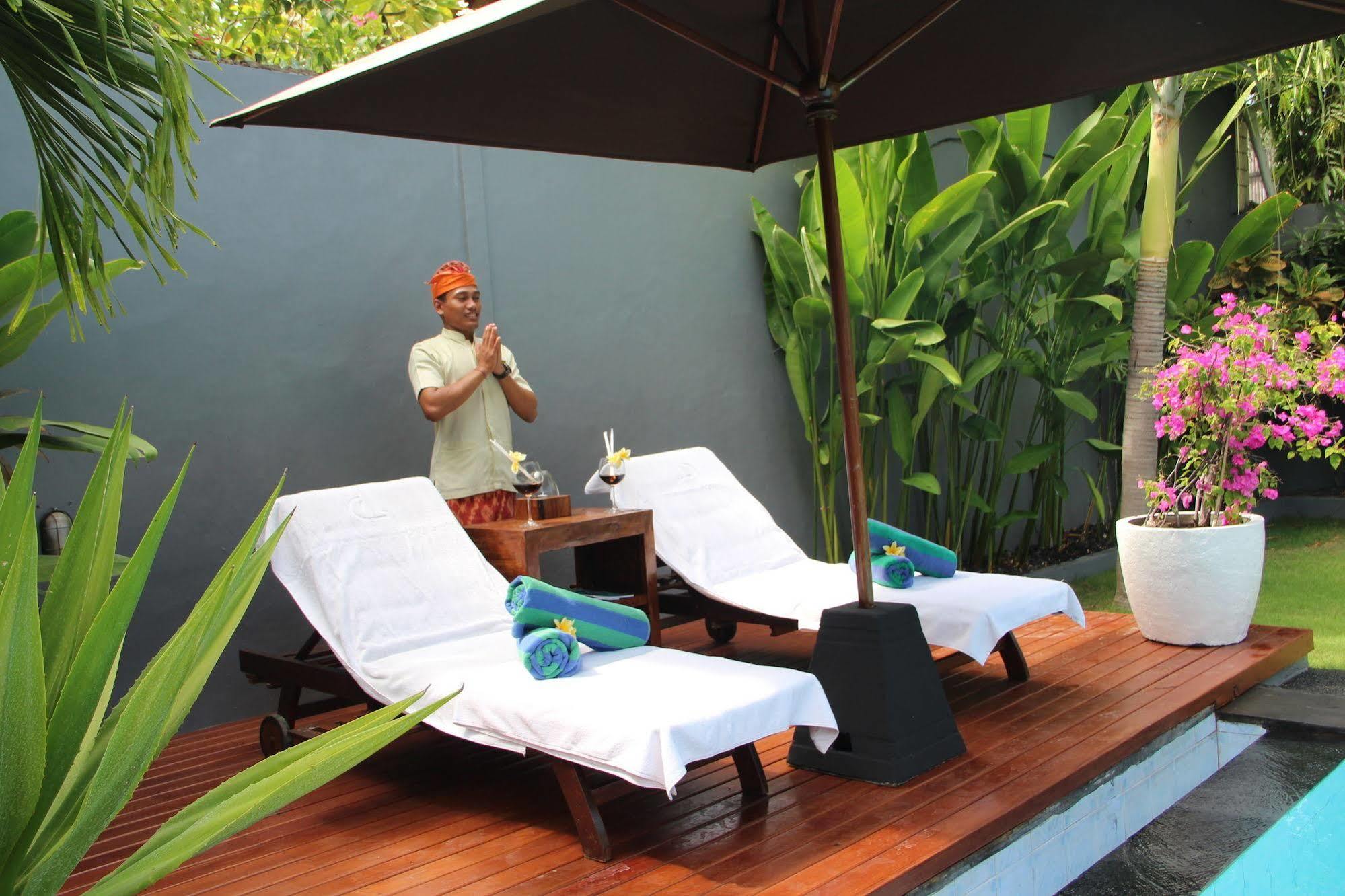 Villa Gayatri Seminyak  Exterior photo